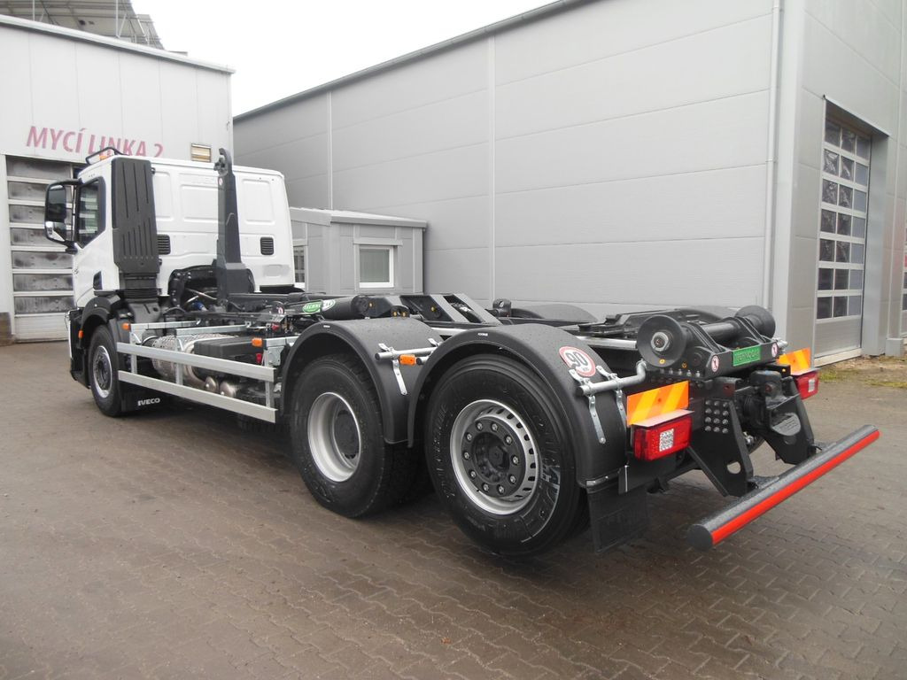Iveco X-WAY AD 280X46, 6X2, LENK/LIFT, TNH 20T,SOFORT! - Camião polibenne: foto 4 Iveco X-WAY AD 280X46, 6X2, LENK/LIFT, TNH 20T,SOFORT! - Camião polibenne: foto 4