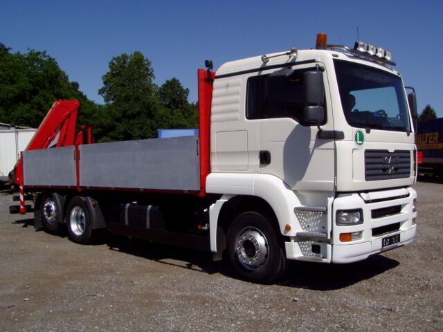 MAN 26.430, KRAN FASSI150A24-Fernbedienung - Camião de caixa aberta/ Plataforma, Camião grua: foto 2 MAN 26.430, KRAN FASSI150A24-Fernbedienung - Camião de caixa aberta/ Plataforma, Camião grua: foto 2