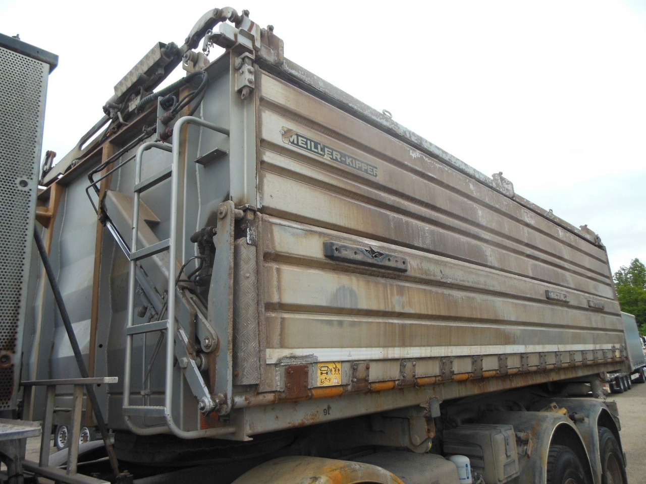 Mercedes-Benz ACTROS 4144, 8X6, 3 PEDALE, MEILLER, BODRMATIC - Camião basculante: foto 5 Mercedes-Benz ACTROS 4144, 8X6, 3 PEDALE, MEILLER, BODRMATIC - Camião basculante: foto 5