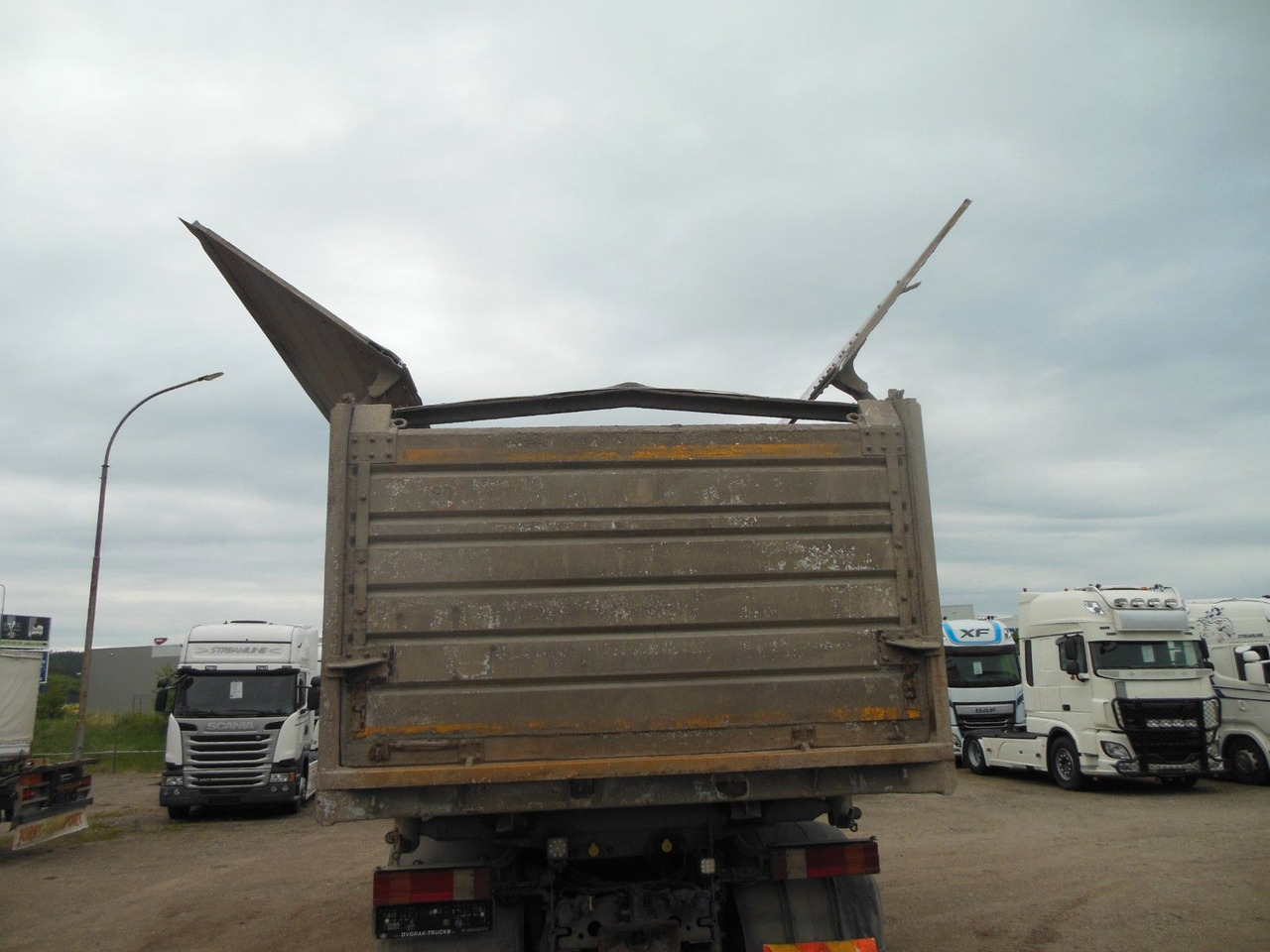 Locação financeira de Mercedes-Benz ACTROS 4144, 8X6, 3 PEDALE, MEILLER, BODRMATIC Mercedes-Benz ACTROS 4144, 8X6, 3 PEDALE, MEILLER, BODRMATIC: foto 16 Locação financeira de Mercedes-Benz ACTROS 4144, 8X6, 3 PEDALE, MEILLER, BODRMATIC Mercedes-Benz ACTROS 4144, 8X6, 3 PEDALE, MEILLER, BODRMATIC: foto 16