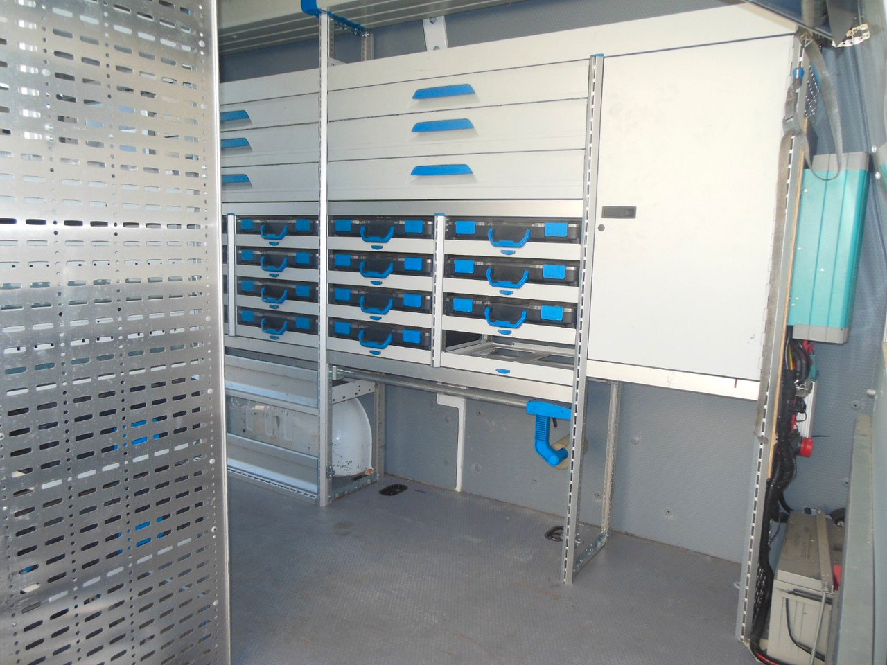 Locação financeira de Renault Master 2,3 DCI, Mobile Werkstatt Renault Master 2,3 DCI, Mobile Werkstatt: foto 11 Locação financeira de Renault Master 2,3 DCI, Mobile Werkstatt Renault Master 2,3 DCI, Mobile Werkstatt: foto 11