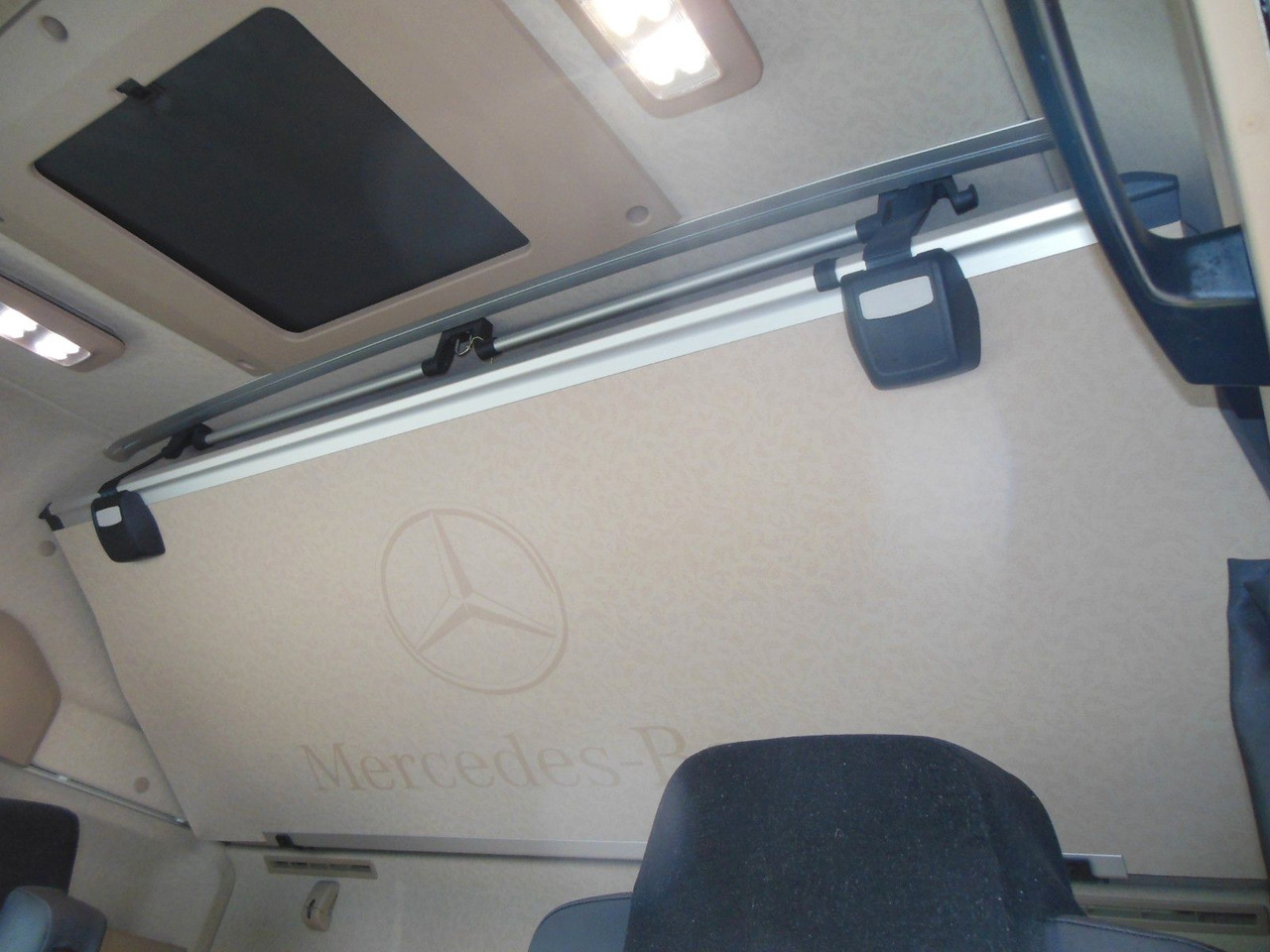 Locação financeira de  Mercedes-Benz 3353 ACTROS, 6X4, TRK, SET 120 TON, WIE NEUE!E!! Mercedes-Benz 3353 ACTROS, 6X4, TRK, SET 120 TON, WIE NEUE!E!!: foto 16