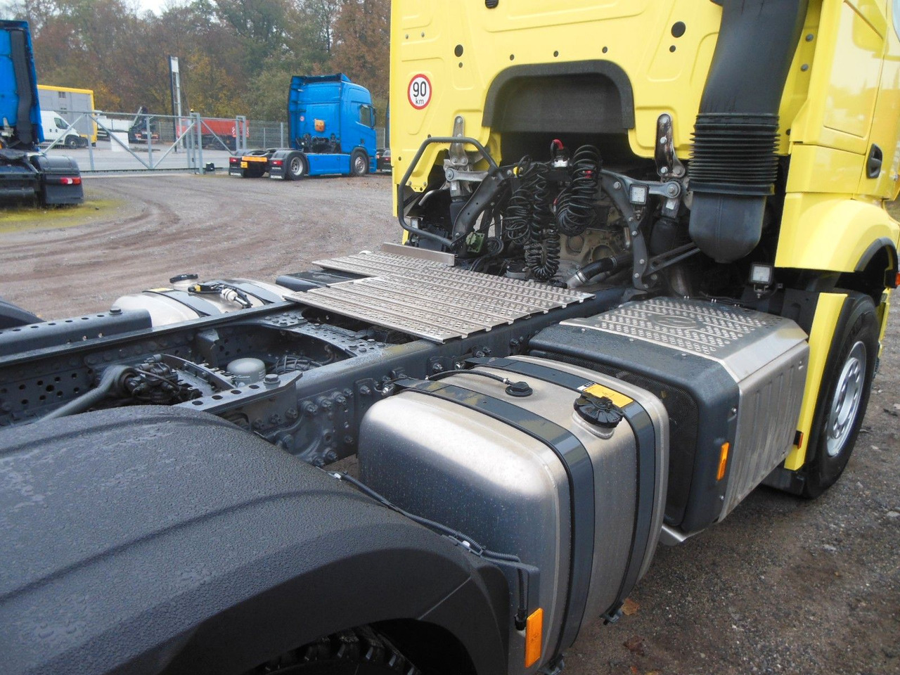 Mercedes-Benz 3353 ACTROS, 6X4, TRK, SET 120 TON, WIE NEUE!E!! - Tractor: foto 5 Mercedes-Benz 3353 ACTROS, 6X4, TRK, SET 120 TON, WIE NEUE!E!! - Tractor: foto 5