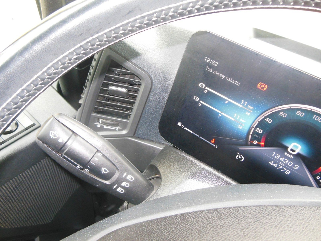 Locação financeira de Mercedes-Benz 3353 ACTROS, 6X4, TRK, SET 120 TON, WIE NEUE!E!! Mercedes-Benz 3353 ACTROS, 6X4, TRK, SET 120 TON, WIE NEUE!E!!: foto 27 Locação financeira de Mercedes-Benz 3353 ACTROS, 6X4, TRK, SET 120 TON, WIE NEUE!E!! Mercedes-Benz 3353 ACTROS, 6X4, TRK, SET 120 TON, WIE NEUE!E!!: foto 27