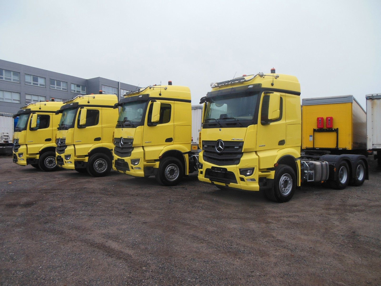 Mercedes-Benz 3353 ACTROS, 6X4, TRK, SET 120 TON, WIE NEUE!E!! - Tractor: foto 1 Mercedes-Benz 3353 ACTROS, 6X4, TRK, SET 120 TON, WIE NEUE!E!! - Tractor: foto 1