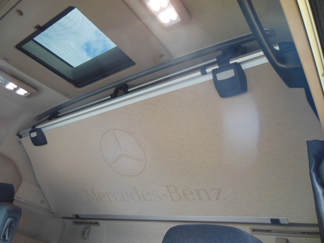 Locação financeira de Mercedes-Benz ACTROS 3353, 6X4, 120.000 KG, TRK, 4 STÜCKS, Mercedes-Benz ACTROS 3353, 6X4, 120.000 KG, TRK, 4 STÜCKS,: foto 14 Locação financeira de Mercedes-Benz ACTROS 3353, 6X4, 120.000 KG, TRK, 4 STÜCKS, Mercedes-Benz ACTROS 3353, 6X4, 120.000 KG, TRK, 4 STÜCKS,: foto 14