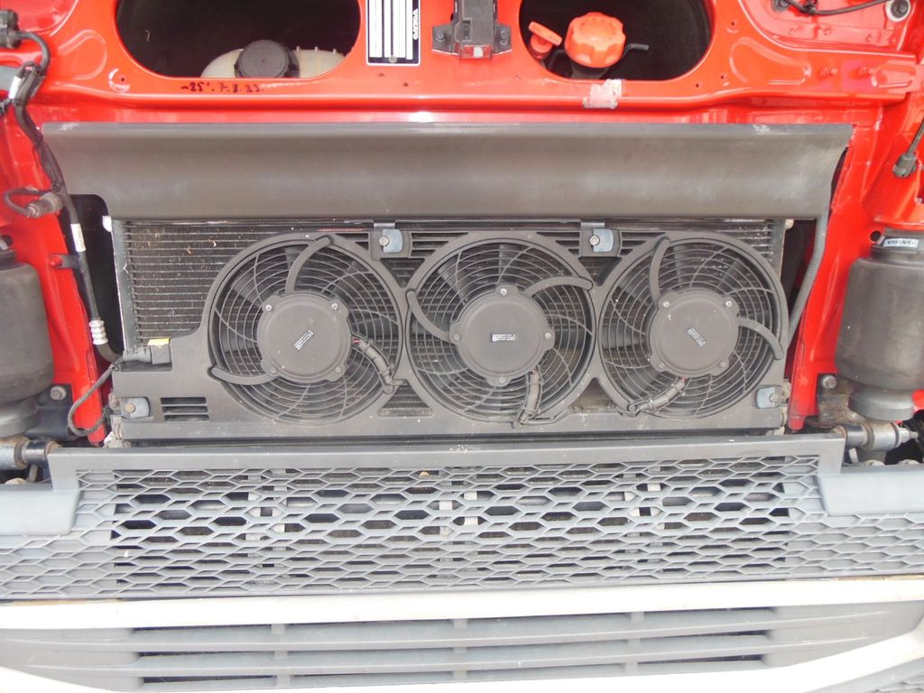 Tractor Volvo FH 13/500, LOWDECK, GLOBE XL, I PARK COOL, TOP!! Volvo FH 13/500, LOWDECK, GLOBE XL, I PARK COOL, TOP!!: foto 22 Tractor Volvo FH 13/500, LOWDECK, GLOBE XL, I PARK COOL, TOP!! Volvo FH 13/500, LOWDECK, GLOBE XL, I PARK COOL, TOP!!: foto 22