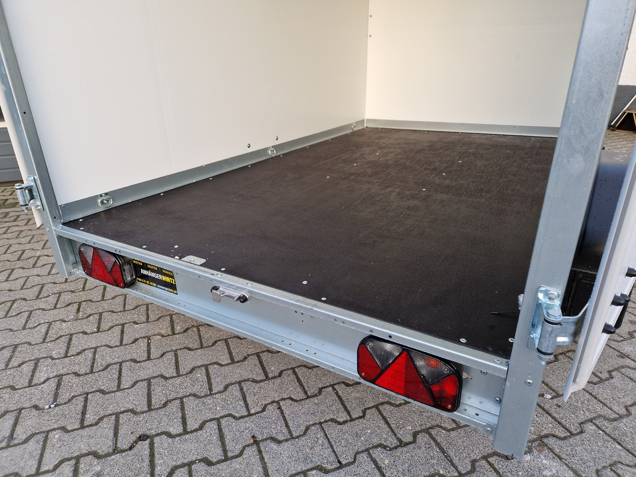 Reboque furgão Brenderup Cargo Dynamic CD260 BD 260x150x185cm Hecktüren Wabenwände (S) 1300kg: foto 12