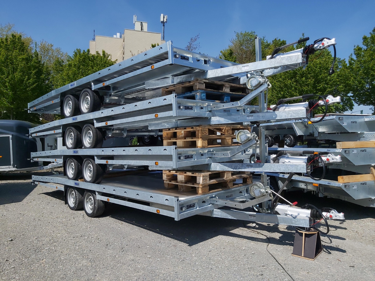 CARAX-2 3500 Multitransporter 540x207cm Aluboden Auffahrrampen 3500kg - Reboque plataforma/ Caixa aberta: foto 2 CARAX-2 3500 Multitransporter 540x207cm Aluboden Auffahrrampen 3500kg - Reboque plataforma/ Caixa aberta: foto 2