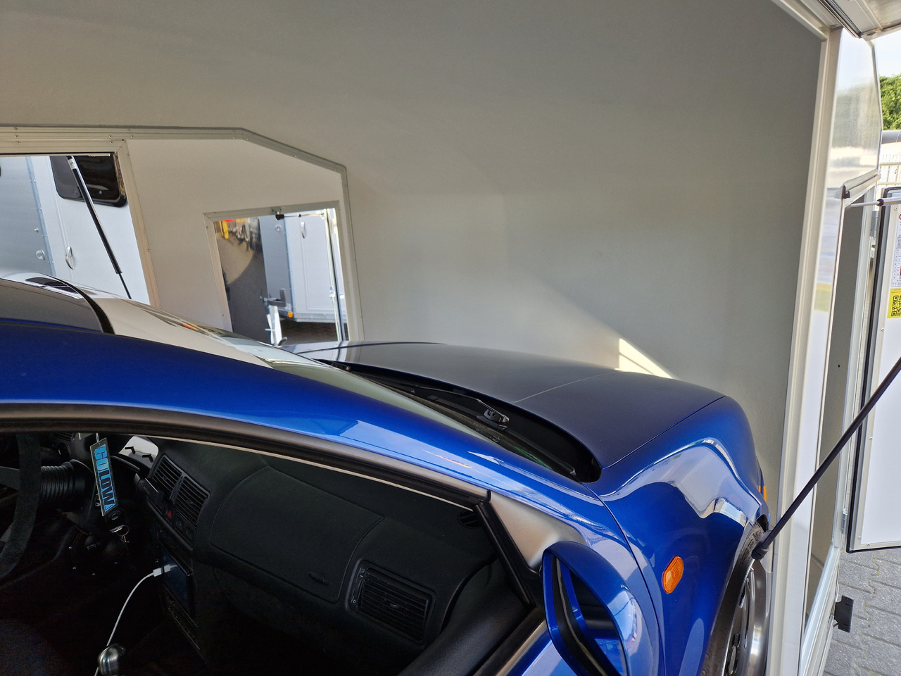 Cargo Roadster 1000 480x200x206cm Poly grey Seitenklappe & Tür ASR CAR Pullman 100km/H 3500kg 2025 - Reboque furgão: foto 5 Cargo Roadster 1000 480x200x206cm Poly grey Seitenklappe & Tür ASR CAR Pullman 100km/H 3500kg 2025 - Reboque furgão: foto 5