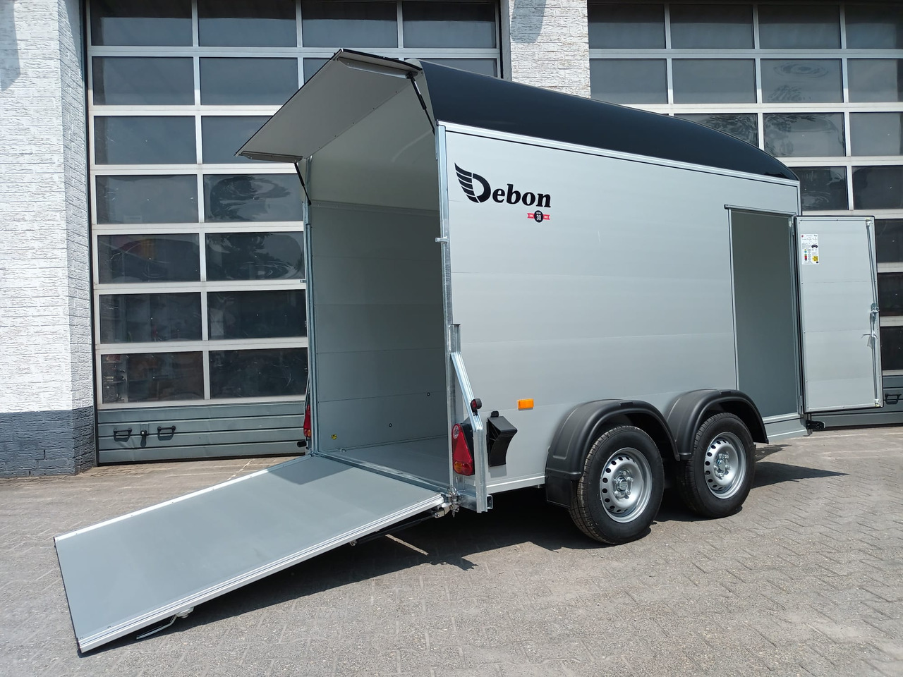 Cargo Roadster 500+ 312x167x199cm Alu Poly black Seitentür Pullman 100km/H 2600kg - Reboque para carros: foto 5 Cargo Roadster 500+ 312x167x199cm Alu Poly black Seitentür Pullman 100km/H 2600kg - Reboque para carros: foto 5