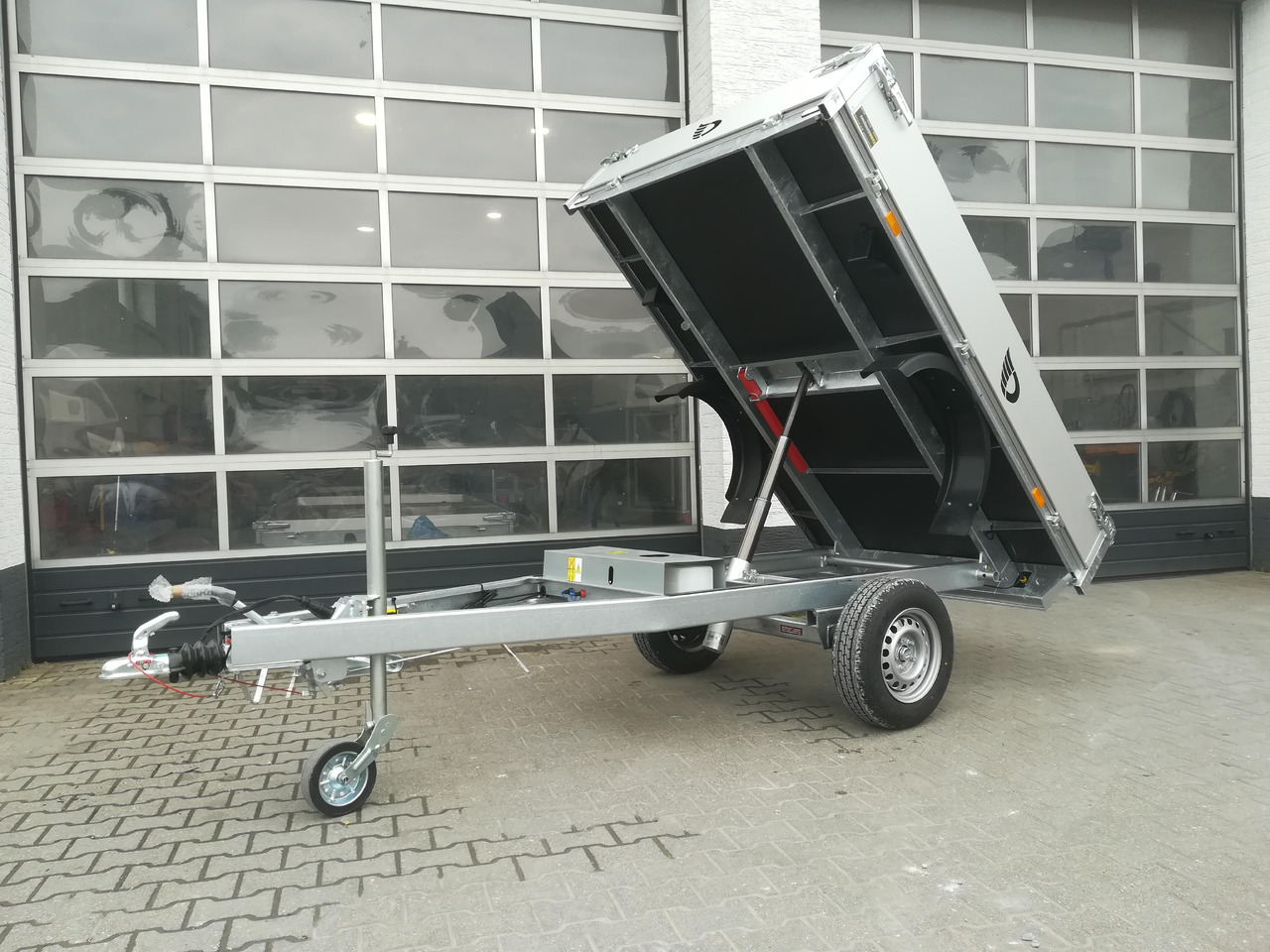 Reboque basculante Cheval Liberte Debon Kipper PW 0 Lux Elektro 250x155x30cm 1500kg Januar Online Aktion: foto 6