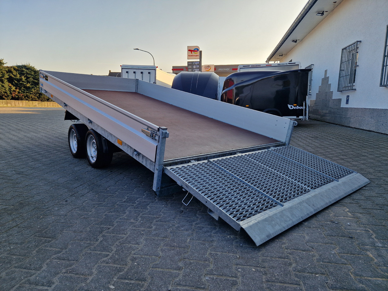 Hapert Indigo HT-2 405x201x30cm ankippbar Heckklappe Seilwinde 3500kg - Reboque porta máquinas: foto 3 Hapert Indigo HT-2 405x201x30cm ankippbar Heckklappe Seilwinde 3500kg - Reboque porta máquinas: foto 3