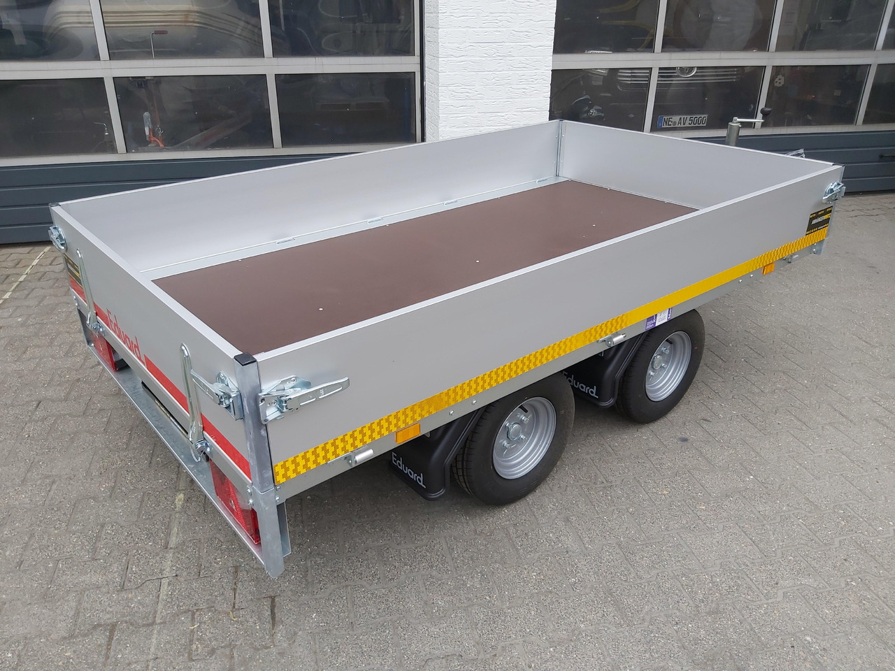 Reboque plataforma/ Caixa aberta Hochlader light 2514 250x145x30cm Lfh: 56cm niedrig Fahrgestell 10" (S) 2000kg budget Aktion: foto 6