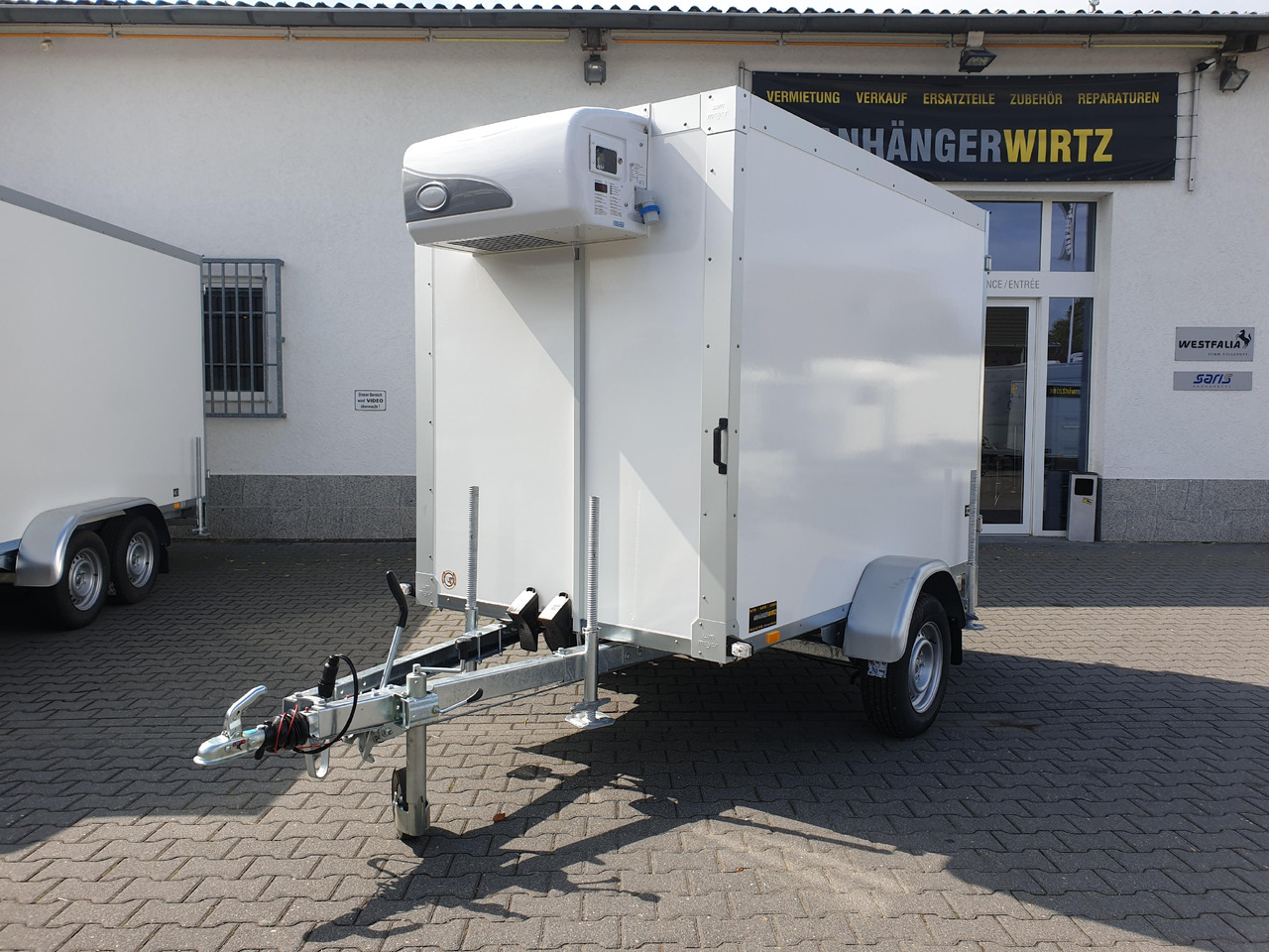 Kühlanhänger AZKF 1525/145 243x144x180cm 230 Volt GOVI Kühlaggregat 60 Frioliner 1500kg - Reboque frigorífico: foto 2 Kühlanhänger AZKF 1525/145 243x144x180cm 230 Volt GOVI Kühlaggregat 60 Frioliner 1500kg - Reboque frigorífico: foto 2