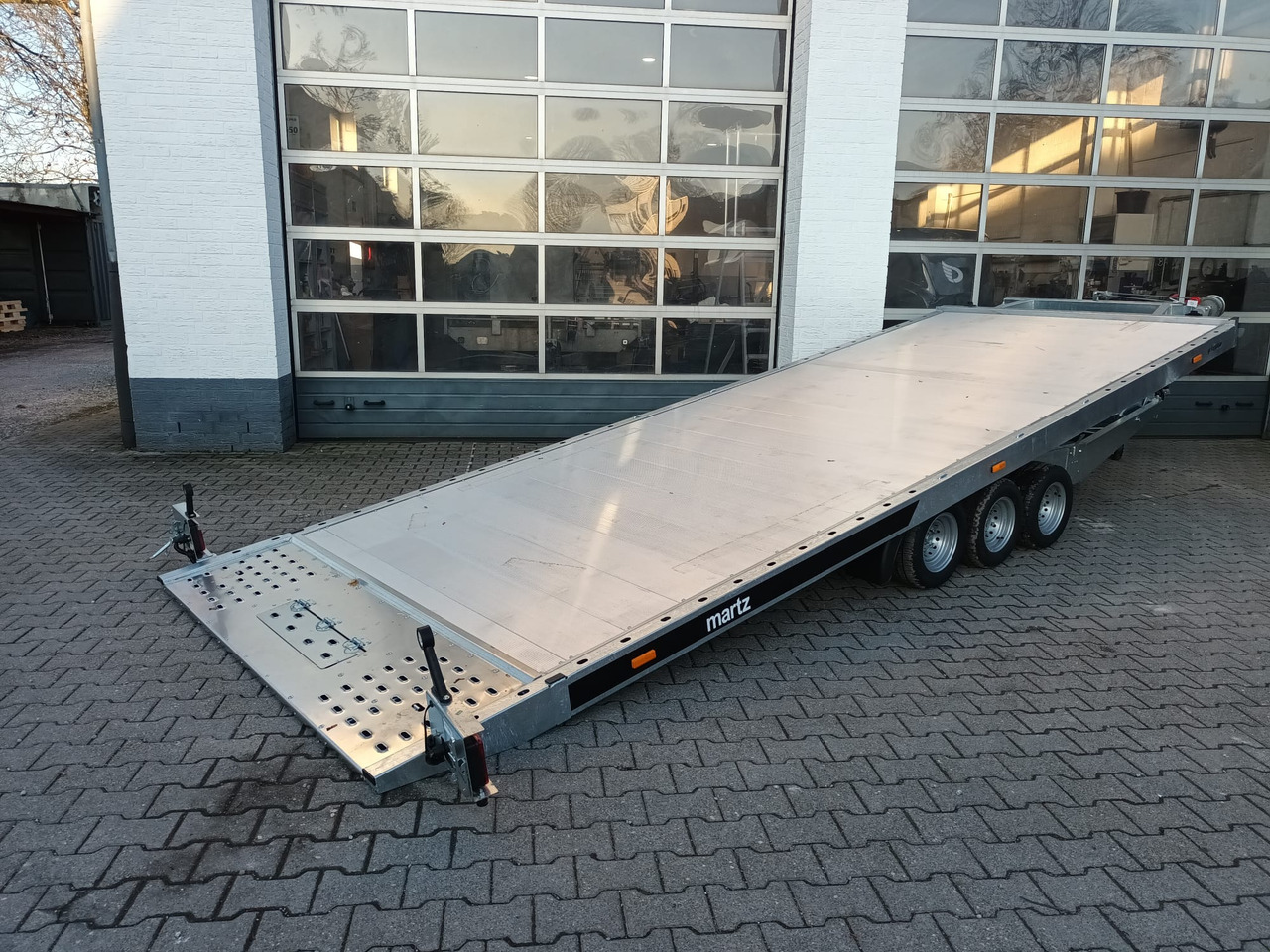 Martz Cartrailer GT KIPP 580/3 3,5T 580x215cm Profi Aluboden Winde Tridem 10" 3500kg 100 km/H - Reboque transporte de veículos: foto 2 Martz Cartrailer GT KIPP 580/3 3,5T 580x215cm Profi Aluboden Winde Tridem 10" 3500kg 100 km/H - Reboque transporte de veículos: foto 2