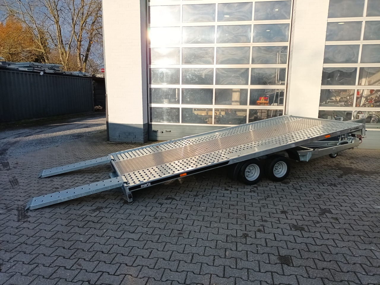 Martz GT kipp 450/2 S 450x215cm easyload ankippbar Lohr Stahl & Aluboden Seilwinde 10" 3000kg - Reboque porta máquinas: foto 3 Martz GT kipp 450/2 S 450x215cm easyload ankippbar Lohr Stahl & Aluboden Seilwinde 10" 3000kg - Reboque porta máquinas: foto 3