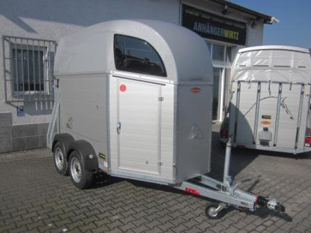 Pferdeanhänger Böckmann Champion C 155 Western mit Sattelkammer CFFplus 2400kg 100 km/H - Reboque para cavalos: foto 2 Pferdeanhänger Böckmann Champion C 155 Western mit Sattelkammer CFFplus 2400kg 100 km/H - Reboque para cavalos: foto 2