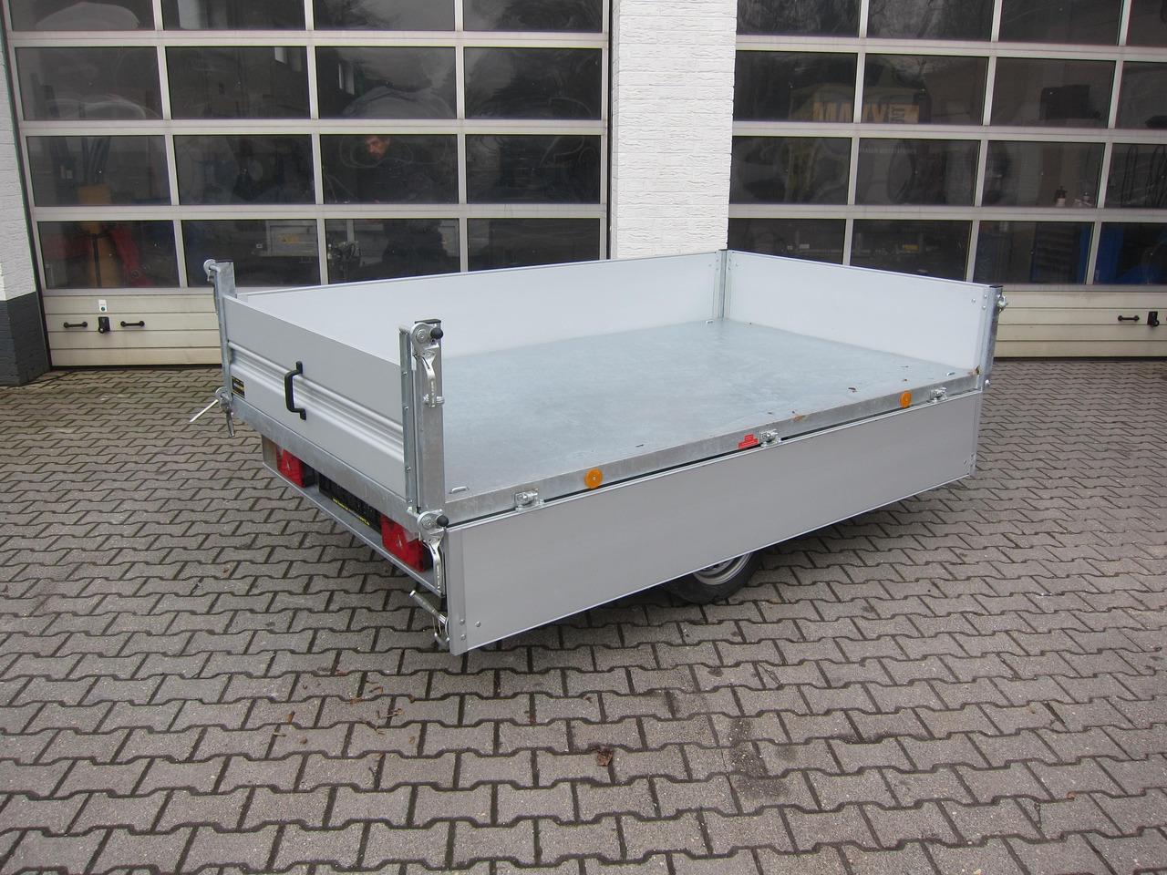 Pongratz Kipper RK 2600/15 G-AL Elektrisch + Notpumpe 260x151x36cm Stahlboden Pendel 13" 1800kg - Reboque basculante: foto 5 Pongratz Kipper RK 2600/15 G-AL Elektrisch + Notpumpe 260x151x36cm Stahlboden Pendel 13" 1800kg - Reboque basculante: foto 5