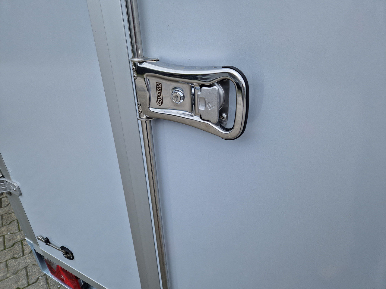 Reboque furgão Saris Koffer GO 306 154 180 2000 2 306x154x180cm GFK grau (M) 2000kg Modell 2023: foto 15