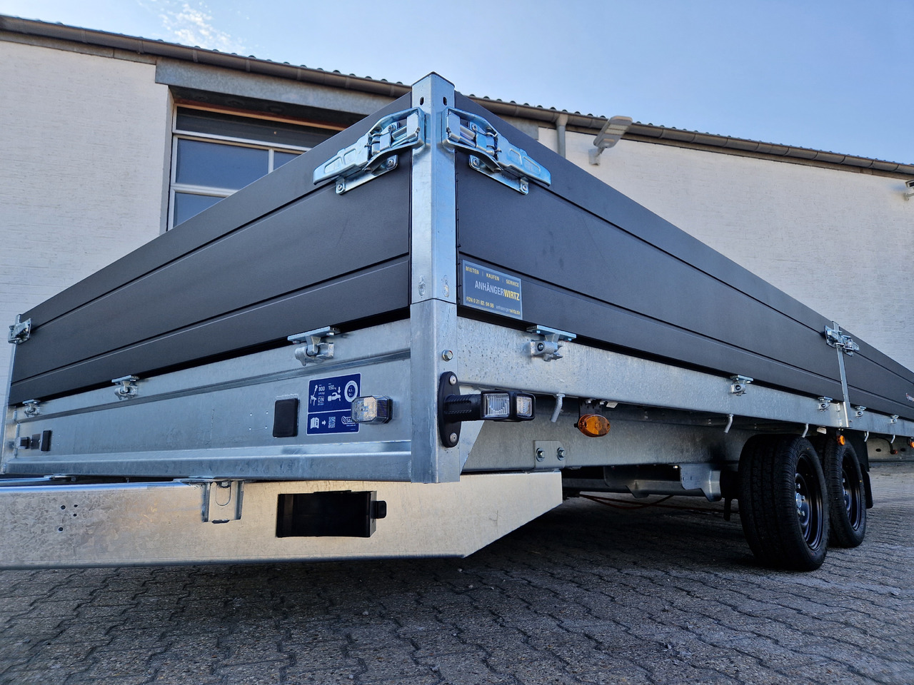 Reboque plataforma/ Caixa aberta Saris PL HD 506 224 3500 2 506x224x35cm heavy duty blackline LED Beleuchtung (XXL) 3500kg: foto 13