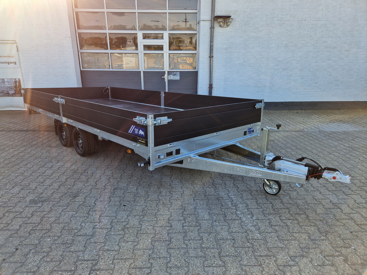 Reboque plataforma/ Caixa aberta Saris PL HD 506 224 3500 2 506x224x35cm heavy duty blackline LED Beleuchtung (XXL) 3500kg: foto 15