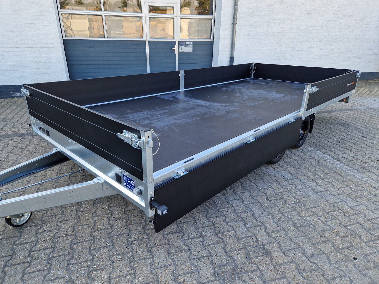 Reboque plataforma/ Caixa aberta Saris PL HD 506 224 3500 2 506x224x35cm heavy duty blackline LED Beleuchtung (XXL) 3500kg: foto 12