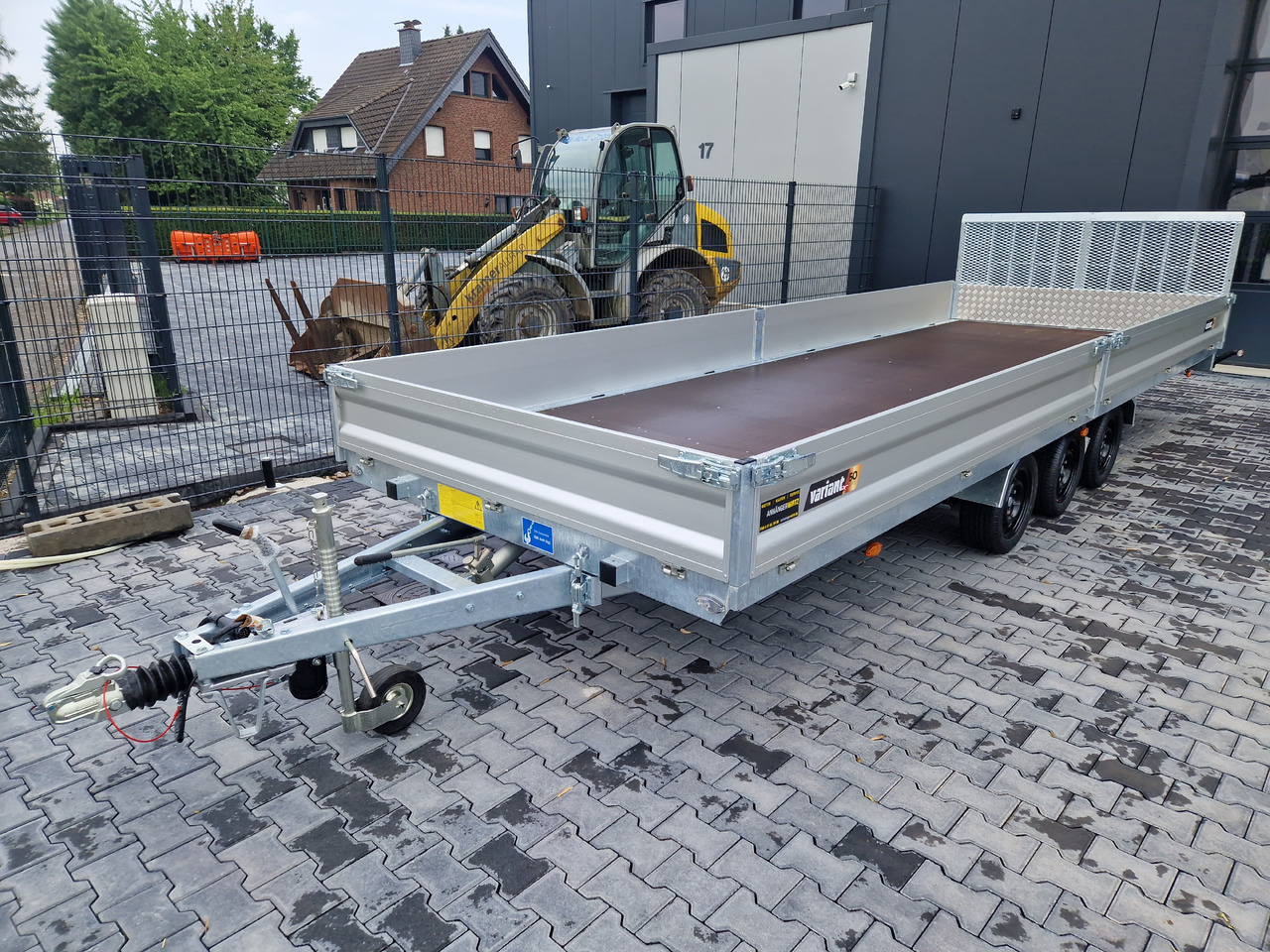 Variant Maschinentransporter 3563 UX Maxi Load 620x210x30cm LED Tridem Parabel black 3500kg - Reboque porta máquinas: foto 1 Variant Maschinentransporter 3563 UX Maxi Load 620x210x30cm LED Tridem Parabel black 3500kg - Reboque porta máquinas: foto 1