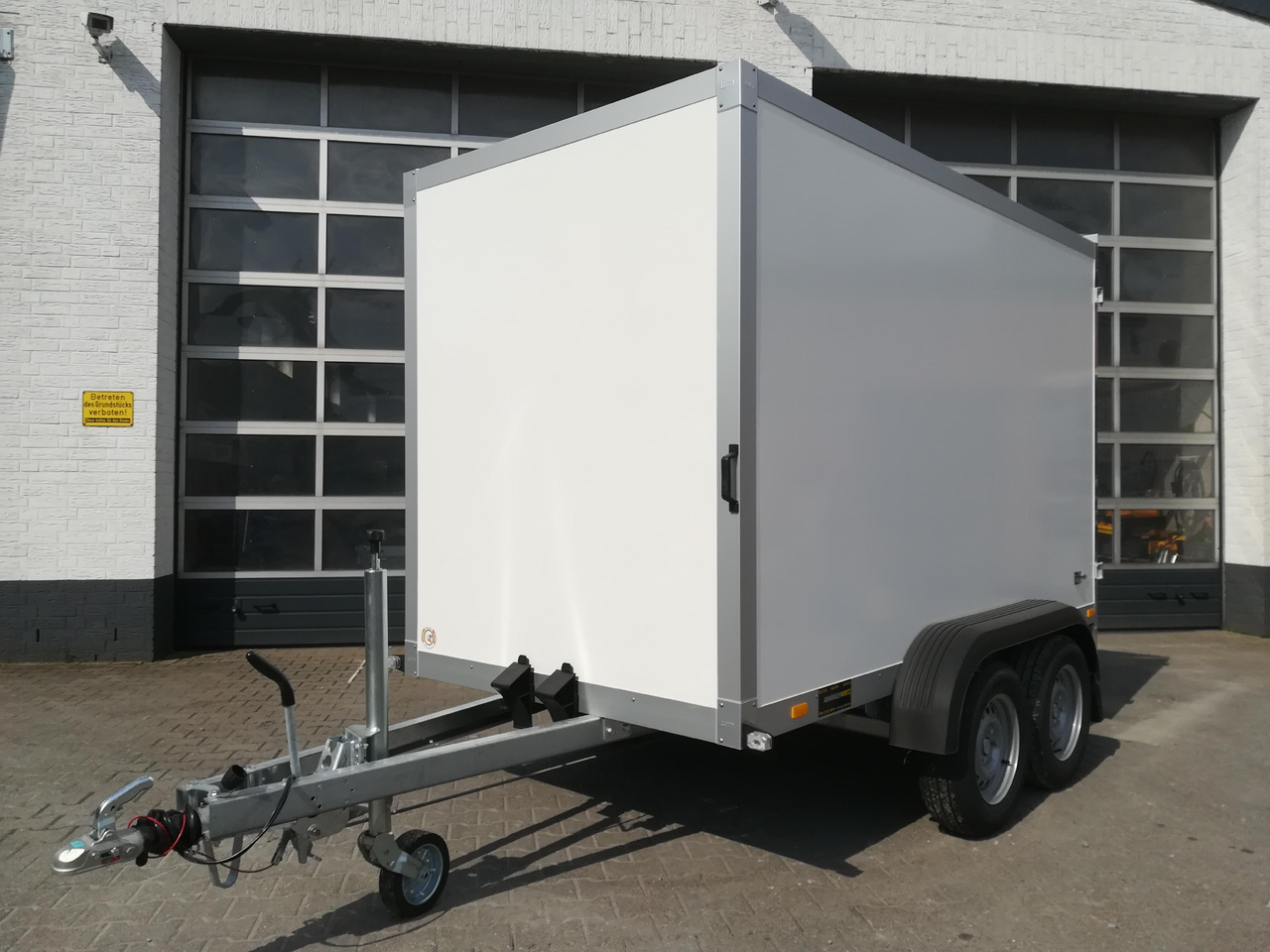 WM Meyer Koffer AZ 2730/151 S30 301x151x185cm (M) 2700kg Januar Aktion - Reboque furgão: foto 2 WM Meyer Koffer AZ 2730/151 S30 301x151x185cm (M) 2700kg Januar Aktion - Reboque furgão: foto 2