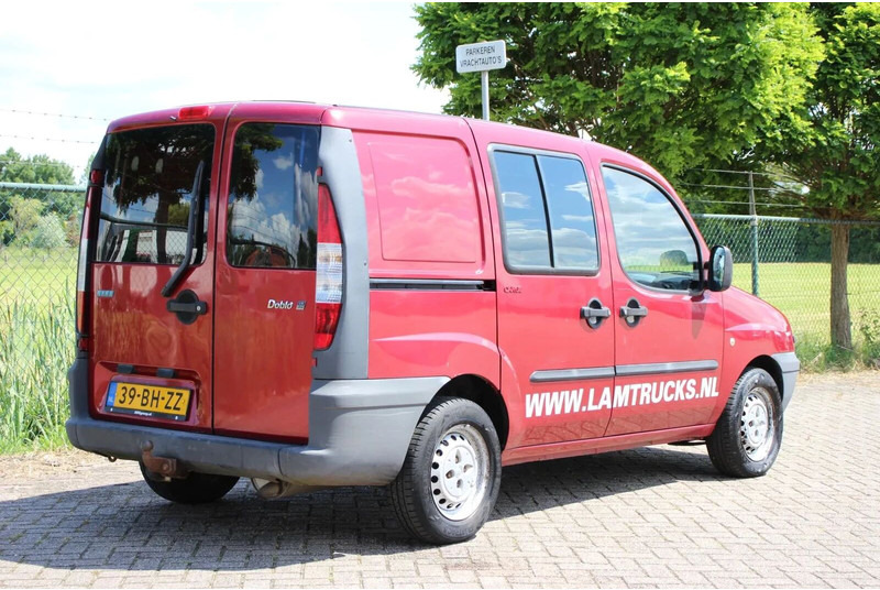 Fiat Doblò Cargo 1.9 JTD SCHUIFDEUR - Furgão: foto 5 Fiat Doblò Cargo 1.9 JTD SCHUIFDEUR - Furgão: foto 5