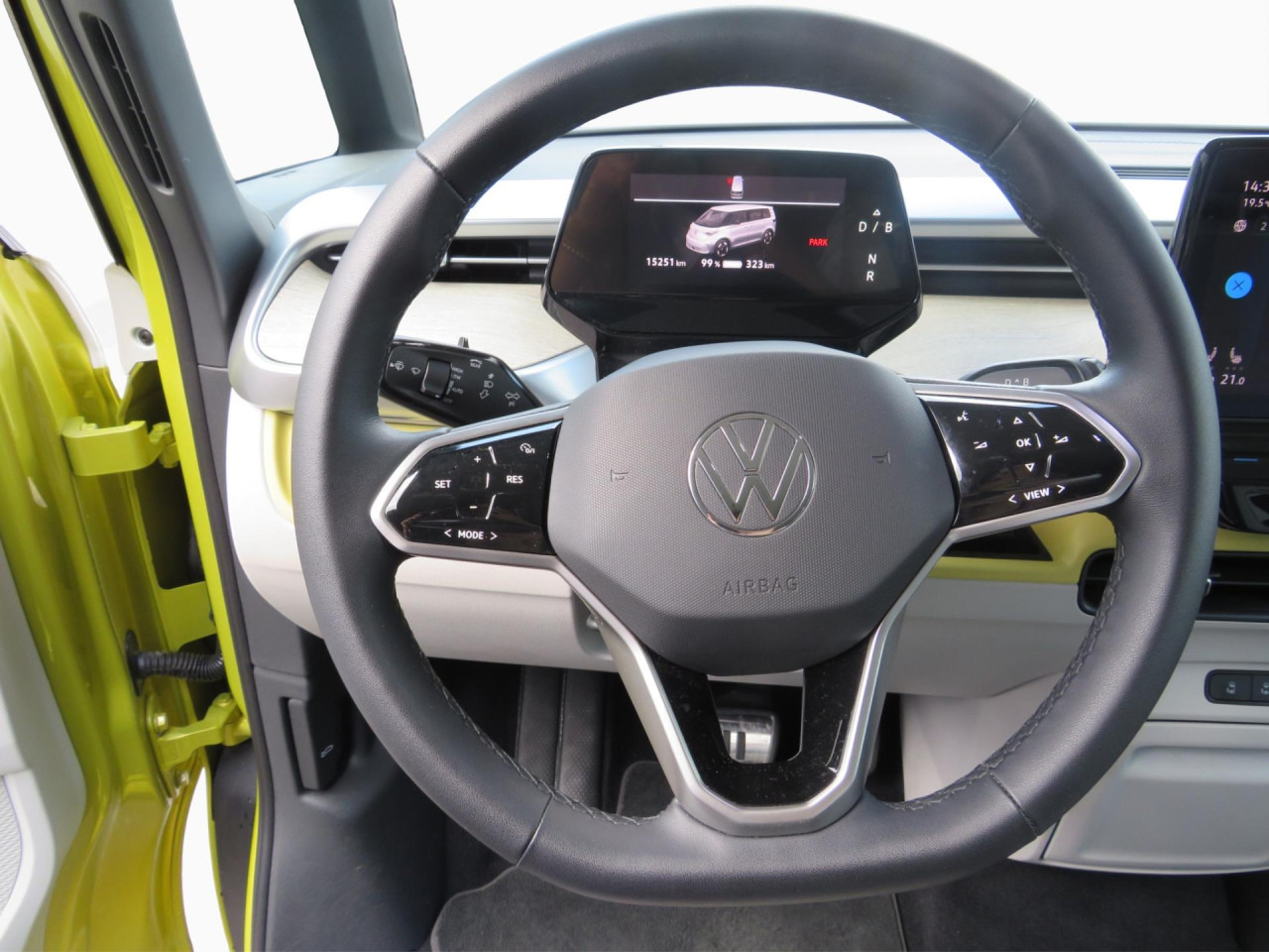 VOLKSWAGEN ID.Buzz Pro Design 150 kW Klima AHK Navi ZV - Automóvel: foto 2 VOLKSWAGEN ID.Buzz Pro Design 150 kW Klima AHK Navi ZV - Automóvel: foto 2