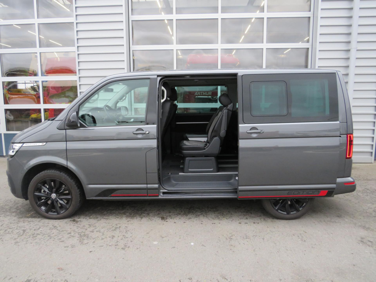 VOLKSWAGEN T6.1 Multivan Comfortline Edition Court Bluetooth - Automóvel: foto 5 VOLKSWAGEN T6.1 Multivan Comfortline Edition Court Bluetooth - Automóvel: foto 5
