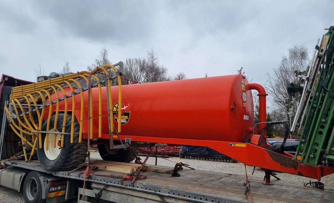 Kimadan 10000 - Cisterna de chorume: foto 1 Kimadan 10000 - Cisterna de chorume: foto 1