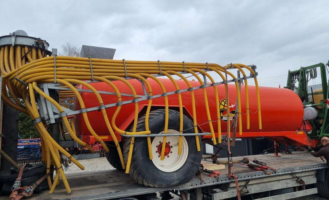 Kimadan 10000 - Cisterna de chorume: foto 2 Kimadan 10000 - Cisterna de chorume: foto 2