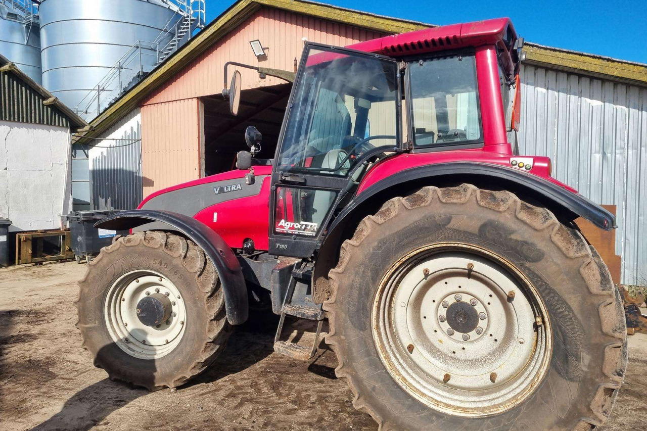 Valtra T190 - Trator: foto 4 Valtra T190 - Trator: foto 4