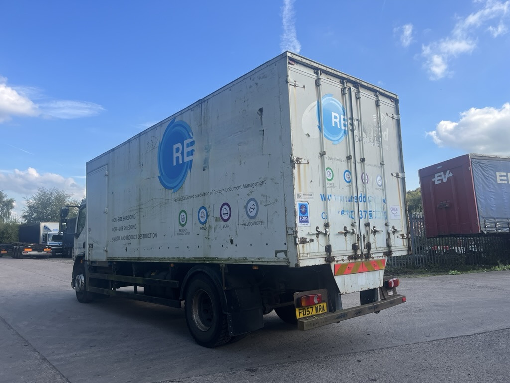 Daf 55LF 220 4x2 Box Van - Carrinha de contentor: foto 4 Daf 55LF 220 4x2 Box Van - Carrinha de contentor: foto 4