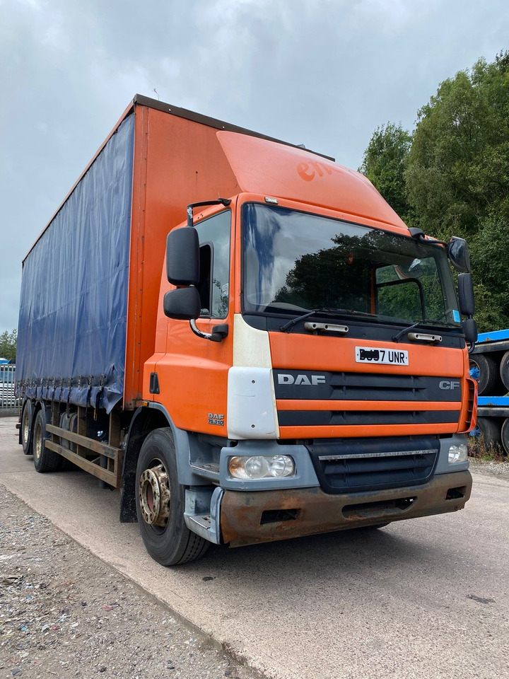 Daf 75 CF 310 6X2 Curtain side - Camião de lona: foto 2 Daf 75 CF 310 6X2 Curtain side - Camião de lona: foto 2