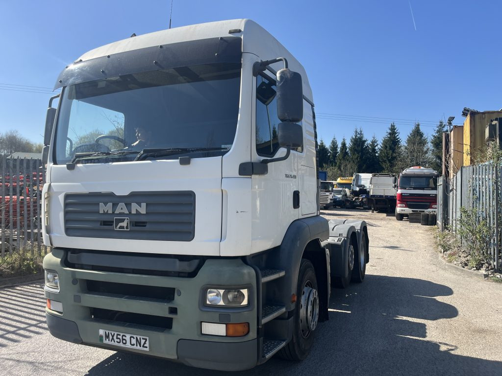 MAN TGA 26-430 6x2 Tractor Unit - Tractor: foto 2 MAN TGA 26-430 6x2 Tractor Unit - Tractor: foto 2