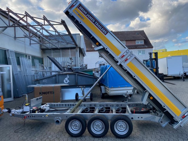 Brian James Cargo Tipper Heckkipper 3-achs, 526-4020-35-3-12, 4000 x 2000 x 300 mm, 3,5 to. - Reboque basculante: foto 1 Brian James Cargo Tipper Heckkipper 3-achs, 526-4020-35-3-12, 4000 x 2000 x 300 mm, 3,5 to. - Reboque basculante: foto 1