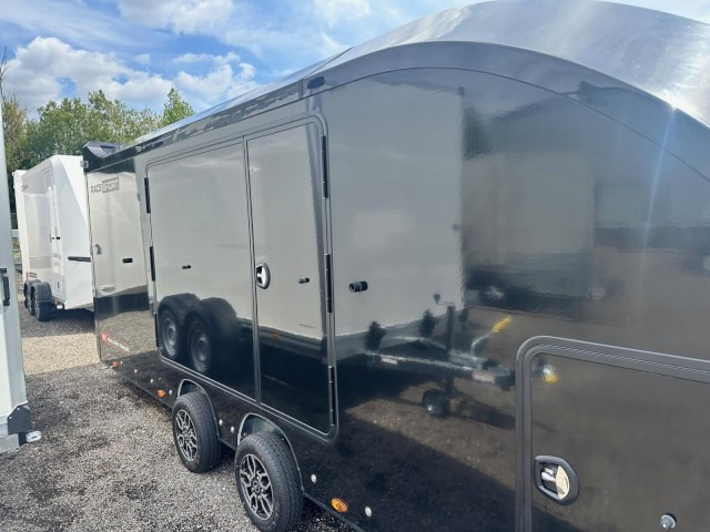 Brian James Race Sport 341, 341-5521-35-2-12-B, 5530x2100x1960mm, 3,5 to. - Reboque transporte de veículos: foto 3 Brian James Race Sport 341, 341-5521-35-2-12-B, 5530x2100x1960mm, 3,5 to. - Reboque transporte de veículos: foto 3