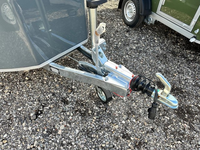 Cheval Liberte Debon Fourgon Cargo 2 Poly + Türe Eisengrau 1300 kg, 100 km/h, 300x155x168cm - Reboque furgão: foto 2 Cheval Liberte Debon Fourgon Cargo 2 Poly + Türe Eisengrau 1300 kg, 100 km/h, 300x155x168cm - Reboque furgão: foto 2