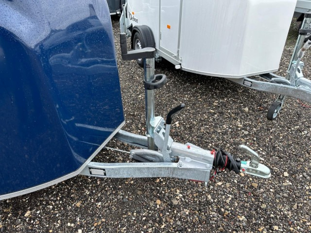 Cheval Liberte Debon Fourgon Cargo 2 Poly + Türe blau 1300 kg, 100 km/h, 300x155x168cm - Reboque furgão: foto 2 Cheval Liberte Debon Fourgon Cargo 2 Poly + Türe blau 1300 kg, 100 km/h, 300x155x168cm - Reboque furgão: foto 2