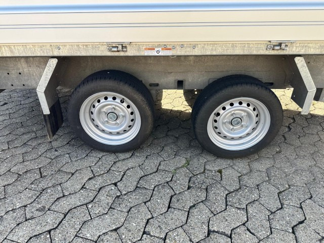 Humbaur 3-Seitenkipper HTK 3000.31 Alu, mit Laubgitteraufsatz, 3140 x 1750 x 350 mm, 3,0 to. - Reboque basculante: foto 3 Humbaur 3-Seitenkipper HTK 3000.31 Alu, mit Laubgitteraufsatz, 3140 x 1750 x 350 mm, 3,0 to. - Reboque basculante: foto 3