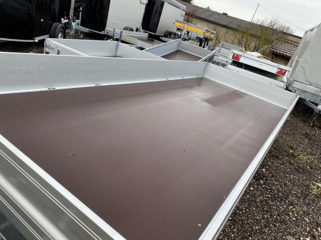 Humbaur HT 305221 GR Hochlader 3,0 to. 5220 x 2070 x 350 mm - Reboque para carros: foto 3 Humbaur HT 305221 GR Hochlader 3,0 to. 5220 x 2070 x 350 mm - Reboque para carros: foto 3