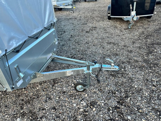 Neptun GN124, N7-263 KPS, 750 kg 2630 x 1450 x 400 mm, mit Hochplane 160 cm - Reboque para carros: foto 2 Neptun GN124, N7-263 KPS, 750 kg 2630 x 1450 x 400 mm, mit Hochplane 160 cm - Reboque para carros: foto 2
