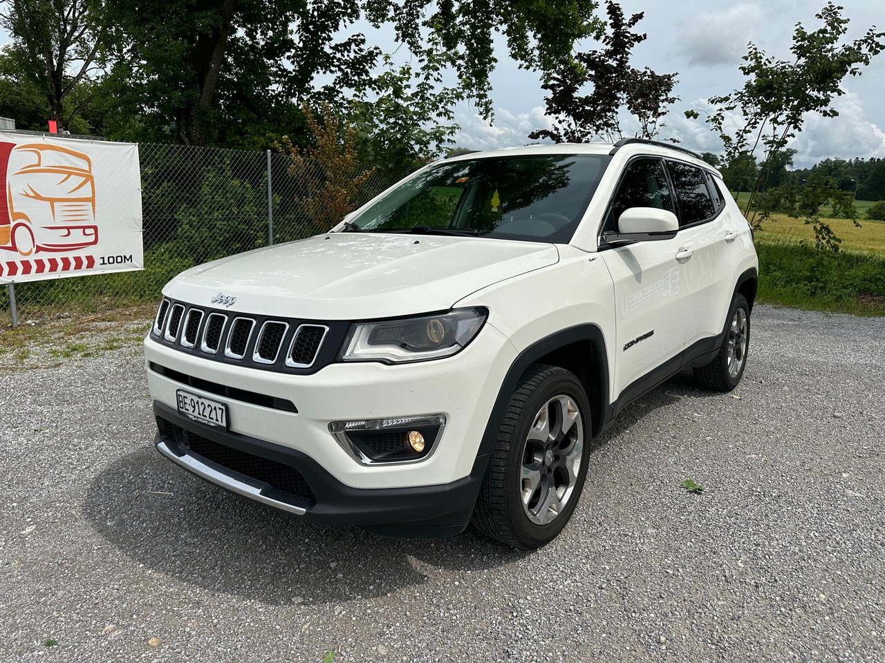 JEEP - SUV: foto 1 JEEP - SUV: foto 1