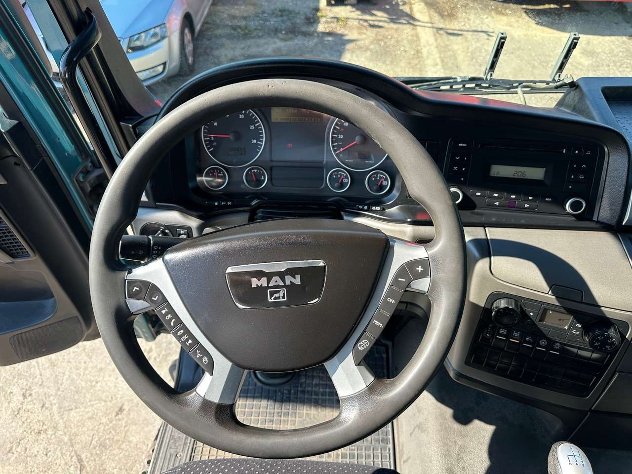 MAN TGS 35.480 8x4 Wechselsistem - Camião basculante: foto 4 MAN TGS 35.480 8x4 Wechselsistem - Camião basculante: foto 4
