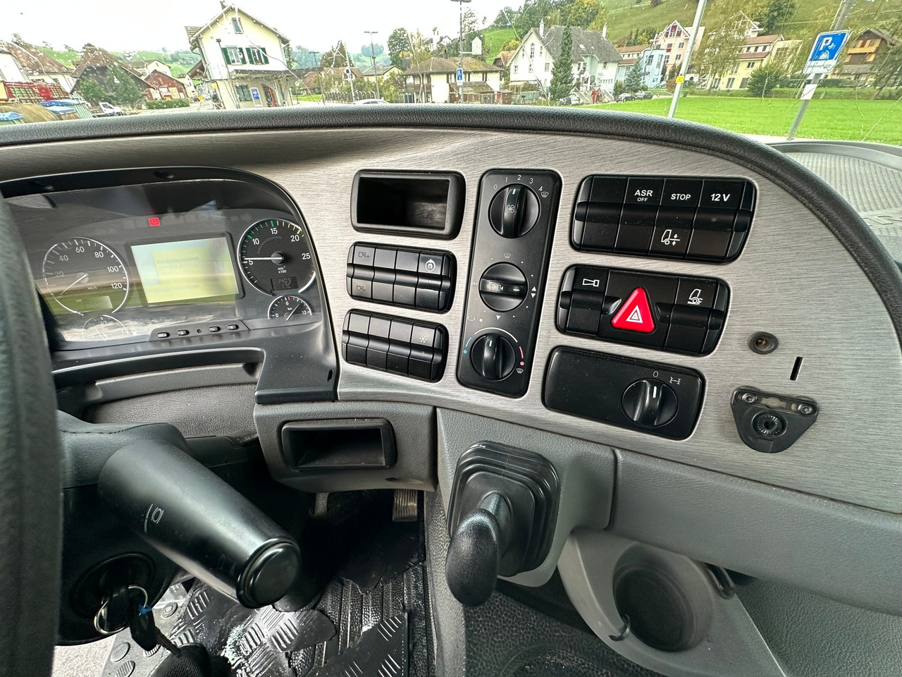 MERCEDES-BENZ Actros 18.32 4x2 Trösch absetzkipper - Camião multibenne: foto 4 MERCEDES-BENZ Actros 18.32 4x2 Trösch absetzkipper - Camião multibenne: foto 4