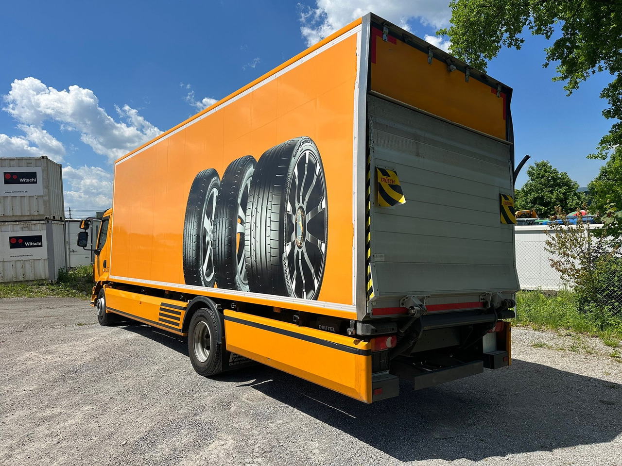 Camião furgão VOLVO FL 2404x2: foto 6