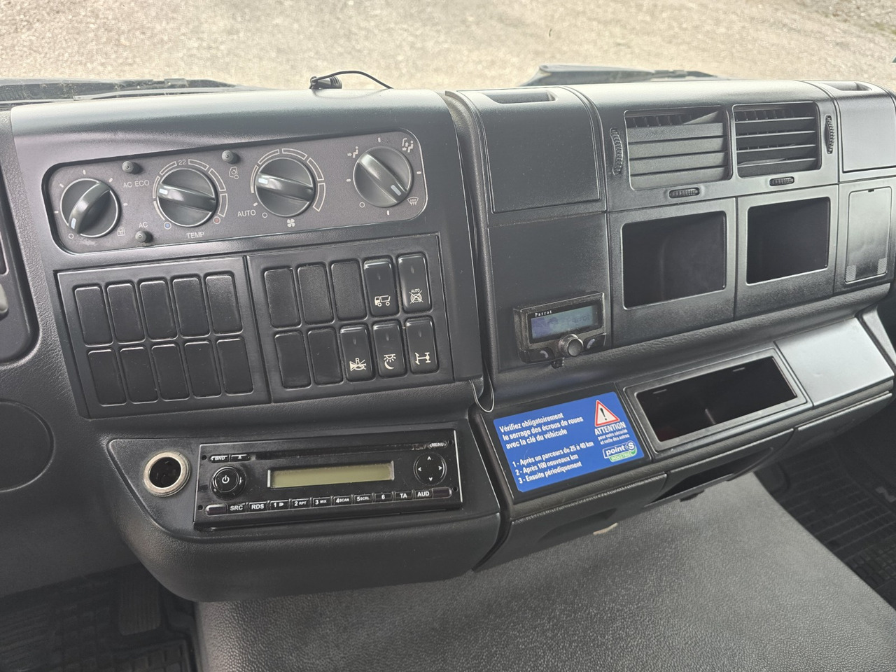 Camião de lona MAN TGL 12.250: foto 13